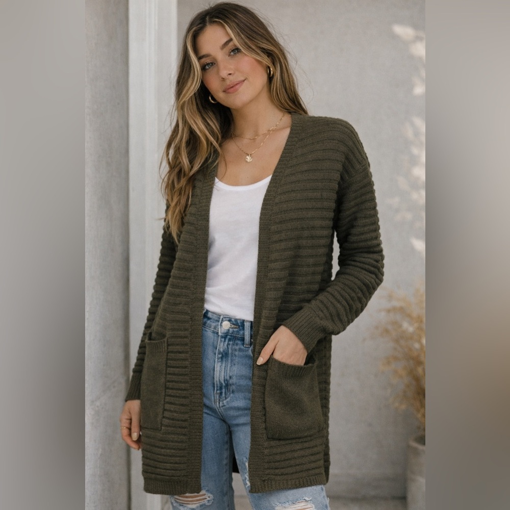 Memory & Co Olive Green Ribbed Oversized Cardigan S/M Cozy Fall Pocket Duster